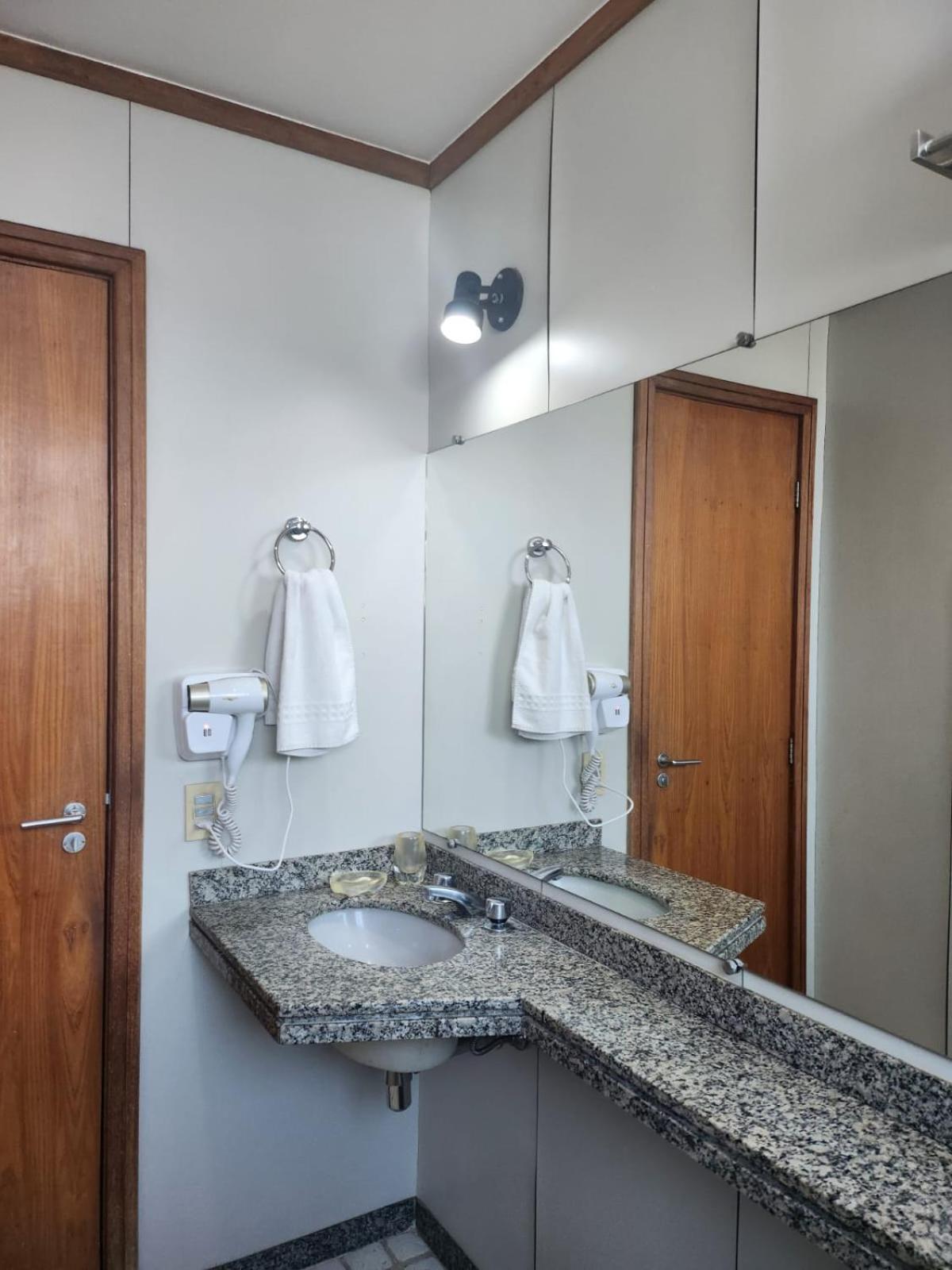 Apart Hotel Champagnat Бело Оризонти Екстериор снимка